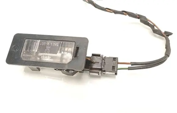 BMW 3 E90 E91 Number plate light 1378108