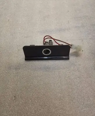 BMW 7 E38 Cigarette lighter rear 