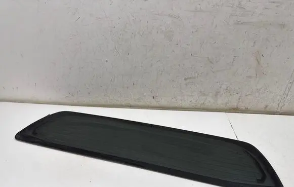 Toyota Hilux VIII Rear windscreen/windshield window 43R00086
