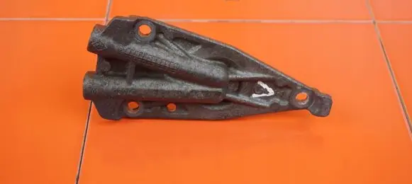 Nissan Juke I F15 other engine part 130412395R 20MB54