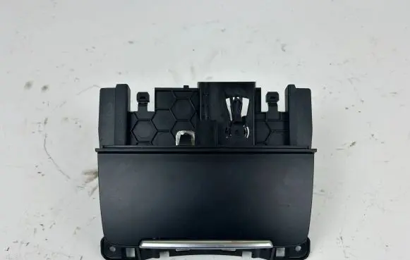 Ashtray (front)