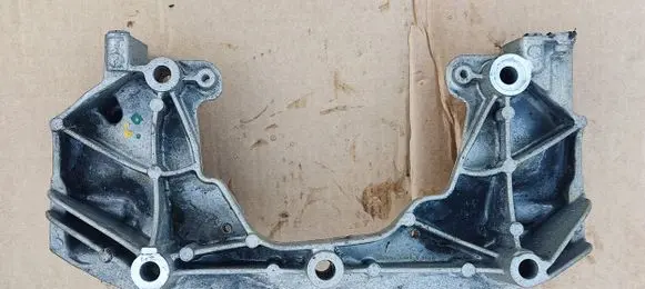 BMW i4 Engine mount bracket 22119485637 9485637