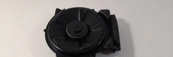 Volvo XC60 Subwoofer speaker 32212620