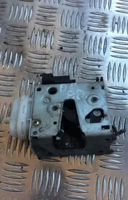 Audi A8 S8 D2 4D Front door lock 4d1837016a