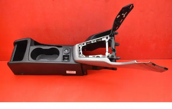 Ford Focus Center console BM51-A045M62-AEW