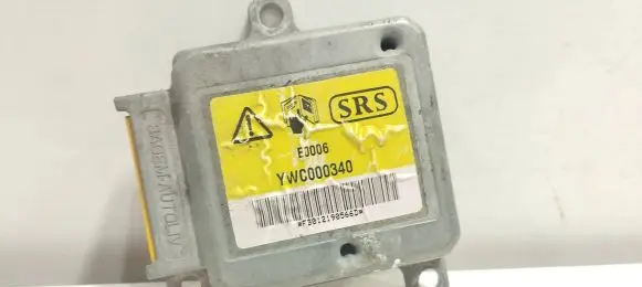 Land Rover Freelander Airbag control unit/module YWC000340 E0006 FB012190566D
