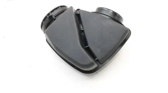 BMW 2 F22 F23 Intake resonator 70604496