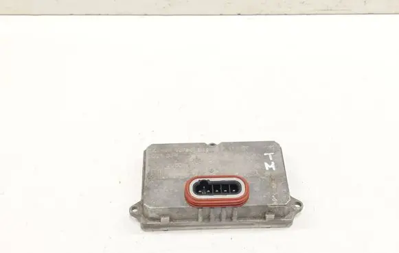 BMW X5 E53 Headlight ballast module Xenon 5DV00829000 D2SD2R