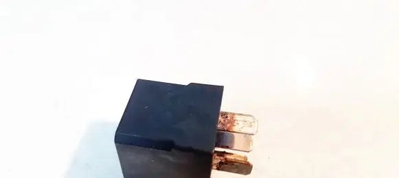 Chrysler 300 - 300C Other relay 04727370AA