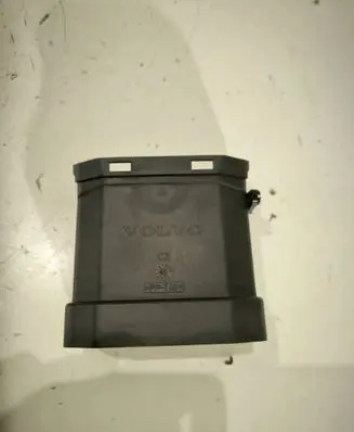 Volvo V50 Dash center air vent grill Y01145