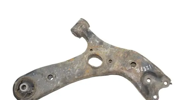 Toyota Verso-S Front lower control arm/wishbone