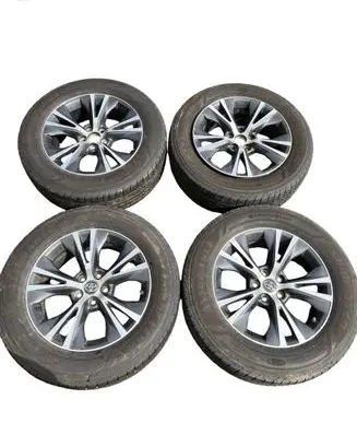 Toyota Highlander XU50 R18 alloy rim