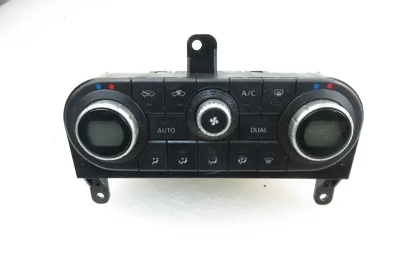 Nissan Qashqai Interior fan control switch 27500JD45A