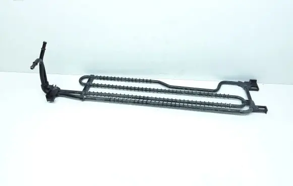 Mercedes-Benz C W204 Power steering radiator A2044801024