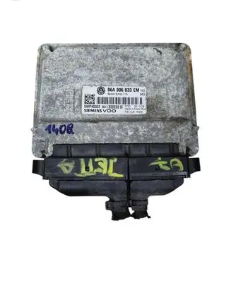 Volkswagen Jetta V Engine control unit/module 06A906033EM