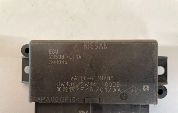 Nissan Qashqai Parking PDC control unit/module 285384ET1A