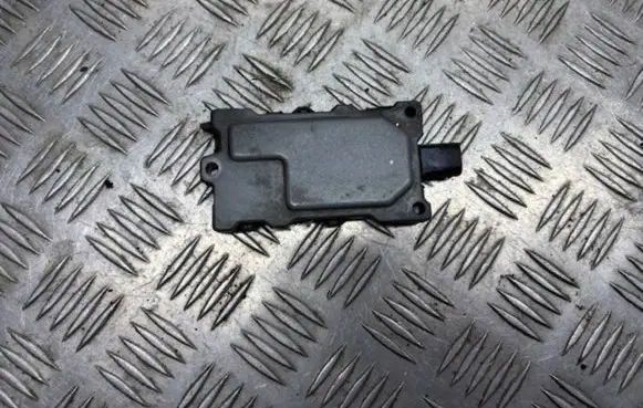 Mercedes-Benz C W203 Camshaft speed sensor 2208300172 28RTL105 1147212078