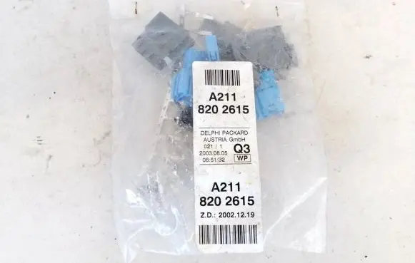 Mercedes-Benz E W211 Sensor 2118202615