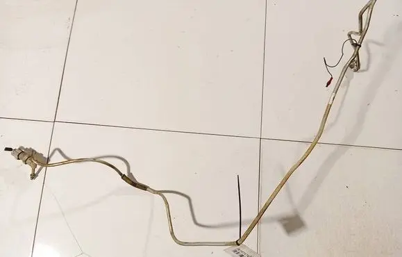 Subaru Outback Air conditioning (A/C) pipe/hose