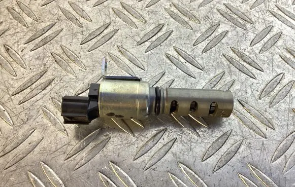 Lexus GS 250 350 300H 450H Camshaft position sensor 3380105000