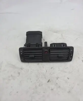Volvo V50 Dash center air vent grill A10070 Y01145