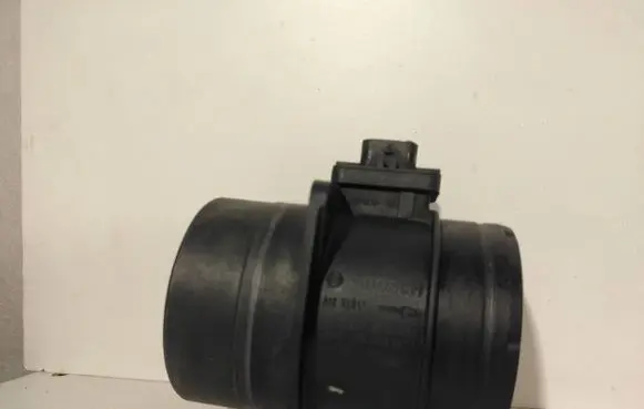 Volkswagen PASSAT B7 Mass air flow meter 0281002956