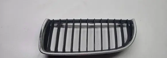 BMW 3 E90 E91 Front grill 7120007