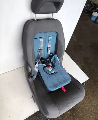 Volkswagen Sharan Rear seat 7M3010472J