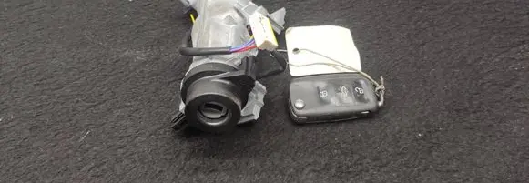 Volkswagen Caddy Ignition lock 1K0905851B