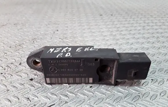 Mercedes-Benz E W211 Airbag deployment crash/impact sensor A0028202726