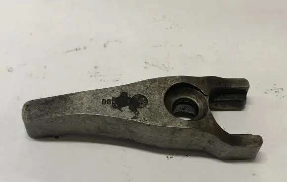 Ford S-MAX Fuel Injector clamp holder