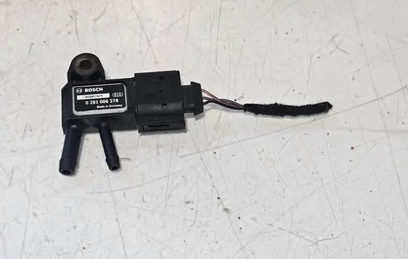 Mercedes-Benz Vito Viano W639 Exhaust gas pressure sensor 0281006278