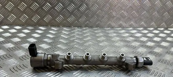 Skoda Superb B8 (3V) Fuel main line pipe 04L089G