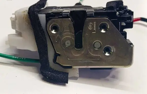 Hyundai i30 Rear door lock 81410A6110S9 81410A6110