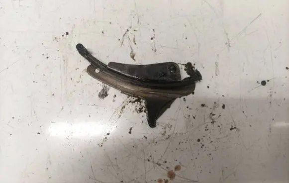 Audi A4 S4 B6 8E 8H Slide rail for timing chain 059103343d