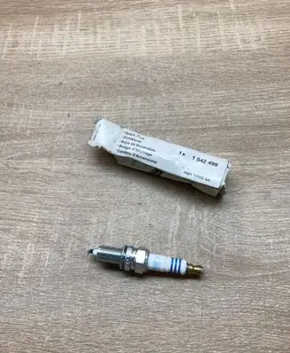 Ford Ka Spark plug 1542499 9S5112405AA ZKR7A