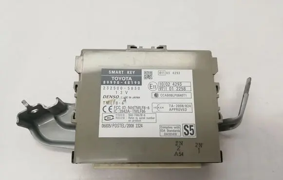 Lexus RX 450H Keyless (KESSY) go control unit/module 8999048190
