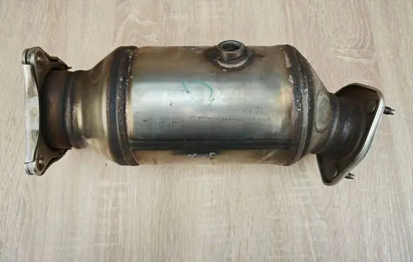 Audi A4 S4 B9 Catalyst/FAP/DPF particulate filter 4M0131703F