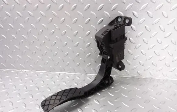Audi A6 S6 C6 4F Accelerator throttle pedal 4F1723523B 6PV008984