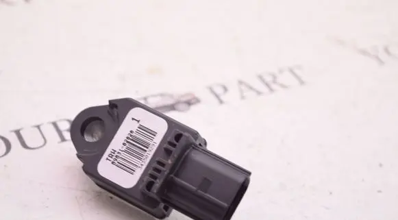 Lexus IS 220D-250-350 Airbag deployment crash/impact sensor 8983102020