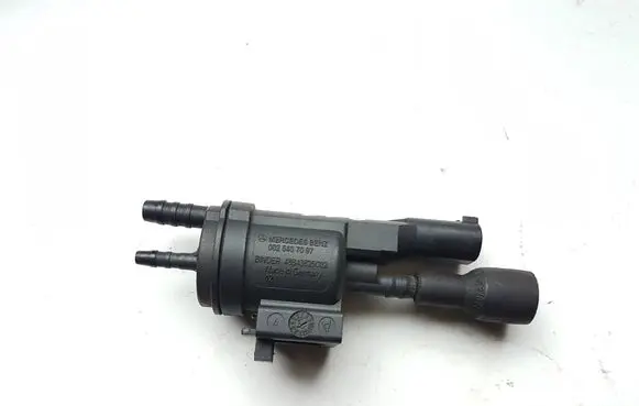 Mercedes-Benz E W212 Turbo solenoid valve 0025407097
