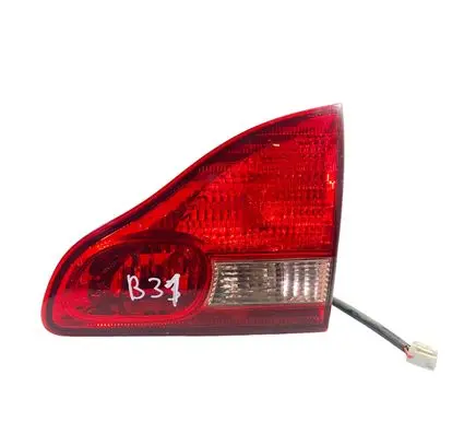 Toyota Avensis Verso Tailgate rear/tail lights