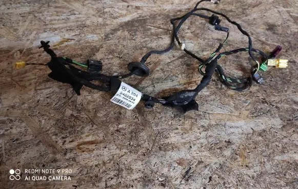 Mercedes-Benz C AMG W204 Front door wiring loom A2045402034
