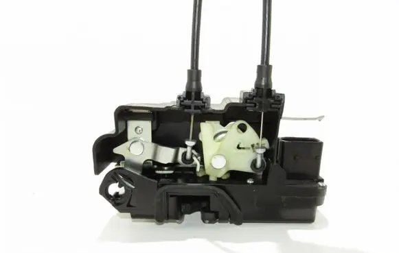Chevrolet Captiva Front door lock