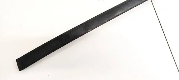 Mercedes-Benz R W251 Windshield trim A2516905062