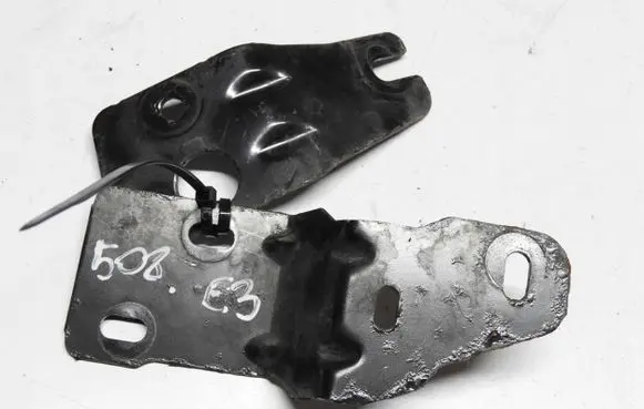 Peugeot 508 Radiator mount bracket 9671945280