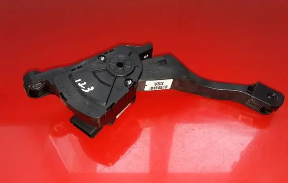 Hyundai i40 Accelerator throttle pedal 327263Z900 327272T900 JIX0058C3Z900