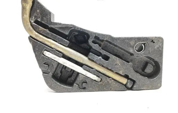 Audi Q7 4L Tool box 4L0012113C
