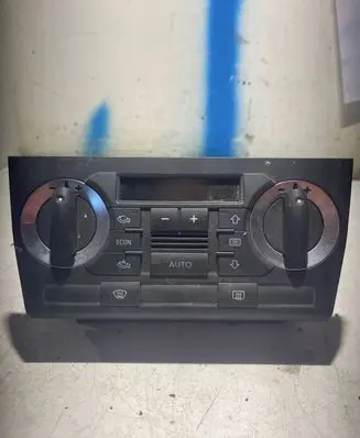 Audi A3 S3 8P Climate control unit 8p0820043ag