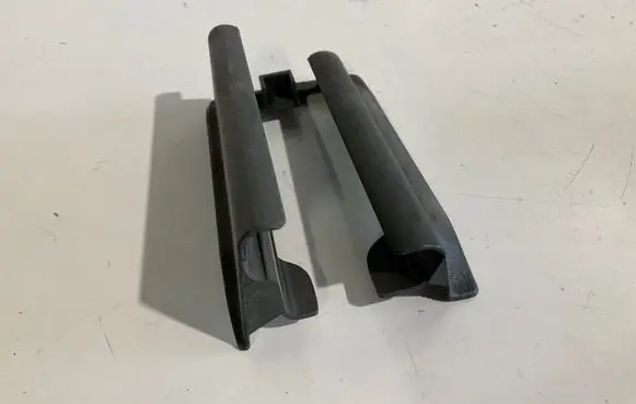 Mercedes-Benz E W211 Front driver seat rail trim 2119190820 70040004